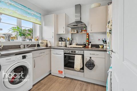 2 bedroom terraced house for sale, Culver Drive, Burton-on-trent