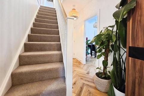 3 bedroom detached house for sale, Redstart Croft, Berkshire RG12
