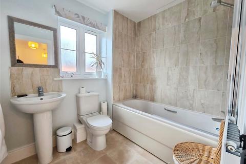 3 bedroom detached house for sale, Redstart Croft, Berkshire RG12