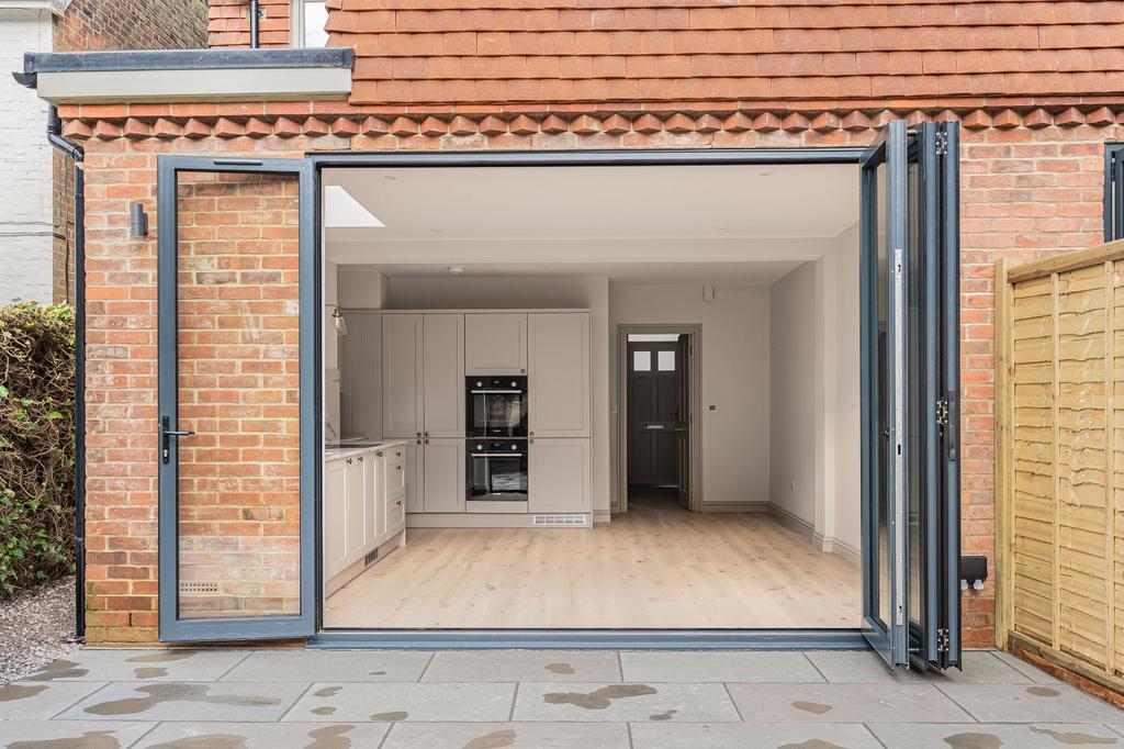 Bi-Folds To Kitchen