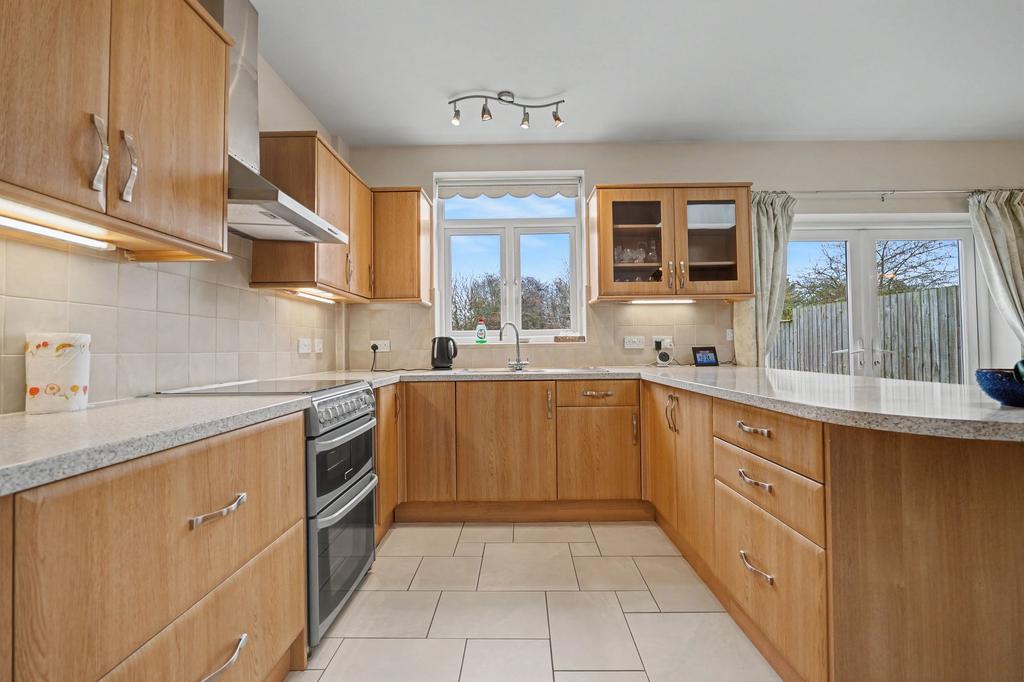 Dining kitchen