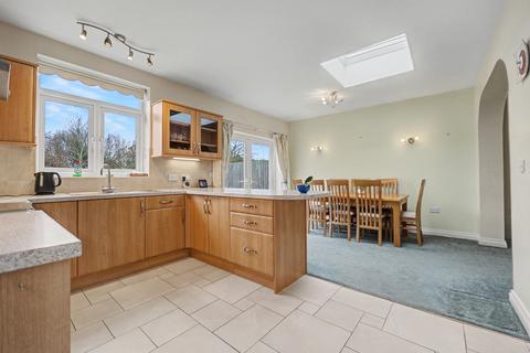 3 bedroom semi-detached house for sale, Woodlands Drive, Loughborough LE11