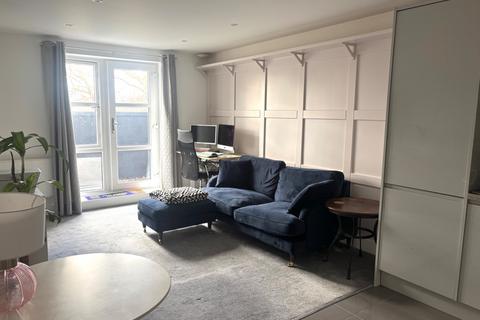 undefined, Seafarers Court, 12-14 Queens Terrace, Southampton, Hampshire, SO14 3SG