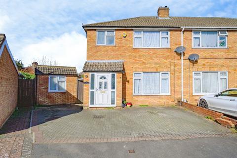 undefined, Viscount Close, Bedfordshire, LU3