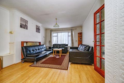 undefined, Viscount Close, Bedfordshire, LU3