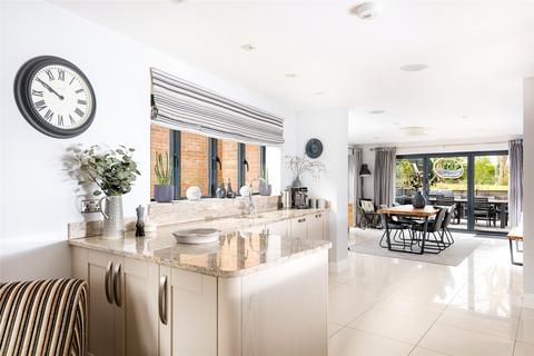 4 bedroom detached house for sale, New Inn Lane, Gawcott, Buckingham, MK18