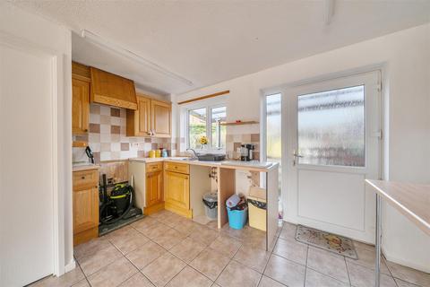 3 bedroom end of terrace house for sale, Pavilion Court, Newtown SY16