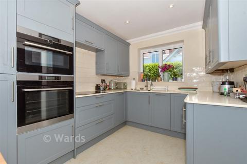 2 bedroom ground floor flat for sale, Seacroft Road, Broadstairs, Kent
