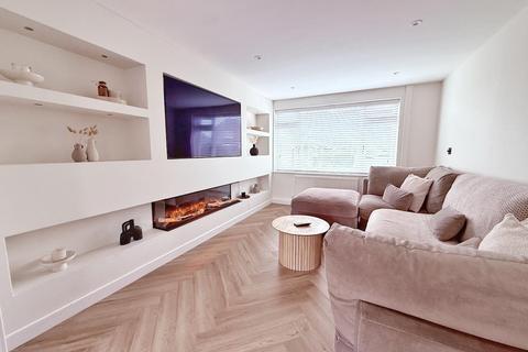 3 bedroom semi-detached house for sale, Bolton Avenue, Cheadle Hulme