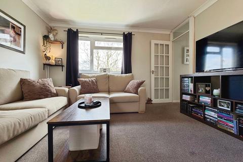 undefined, Helmsdale, Bracknell, Berkshire