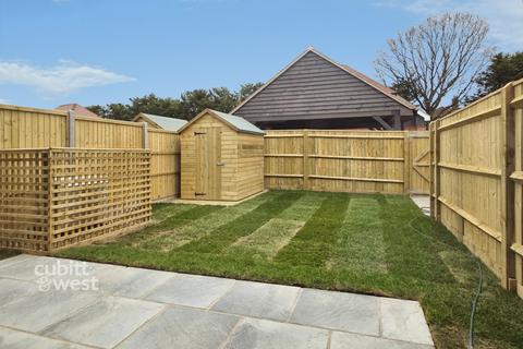 undefined, Bentwood Way Lavant PO18
