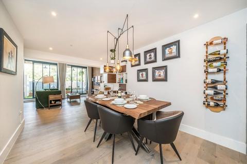 undefined, St. Andrew's Road, Surbiton KT6