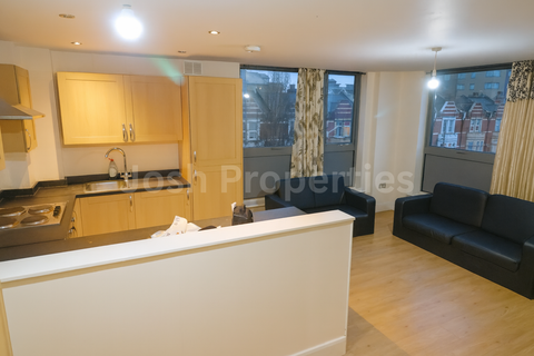 2 bedroom flat for sale, Clements Road, Ilford IG1