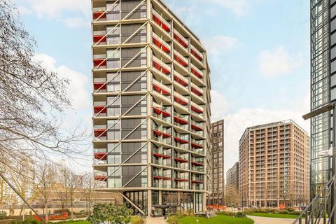 2 bedroom flat to rent, Riverlight Quay, London SW11