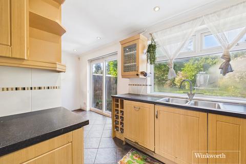 3 bedroom semi-detached house for sale, Greenway Gardens, London NW9