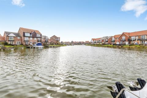 3 bedroom townhouse for sale, Park Lane, Burton Waters, Lincoln