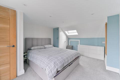 4 bedroom terraced house for sale, Manor Road, Mitcham, CR4