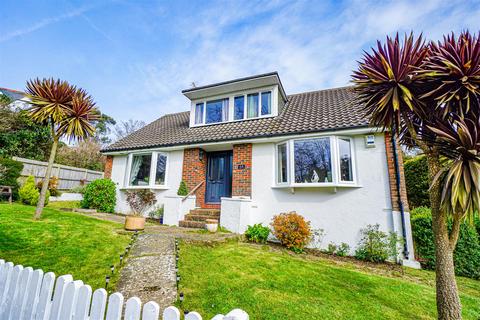 3 bedroom detached house for sale, Boscobel Road North, St. Leonards-On-Sea