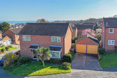 4 bedroom detached house for sale, Winterbourne Close, Hastings