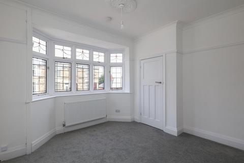 3 bedroom house to rent, Queens Road, Sheffield