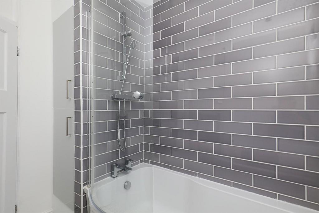 BATH 2.jpg