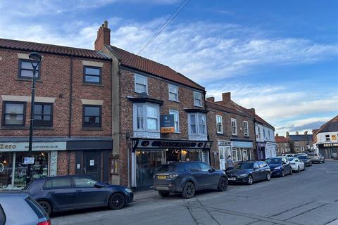 2 bedroom flat to rent, 73B Market PlacePocklingtonYO42 2AE