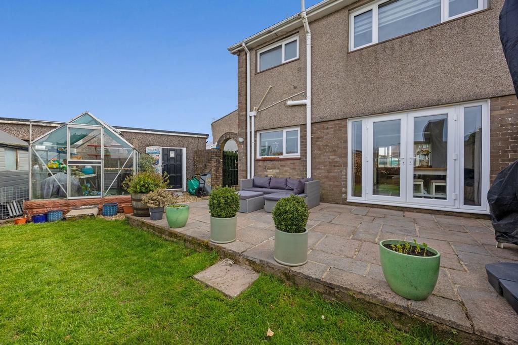 Patio & Greenhouse
