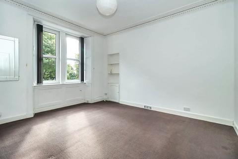 undefined, Pittencrieff Street, Fife KY12