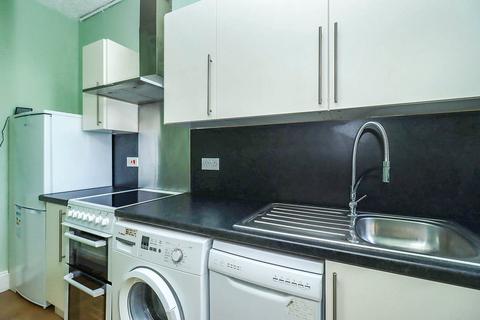 undefined, Pittencrieff Street, Fife KY12