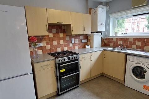 2 bedroom apartment to rent, Appin Road, Glasgow, G31