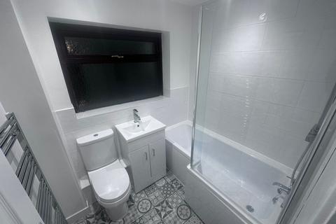 2 bedroom house to rent, Abertawe SA6