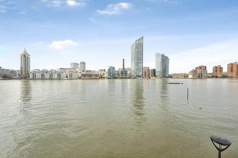 2 bedroom flat for sale, Battersea Church Road, London, SW11