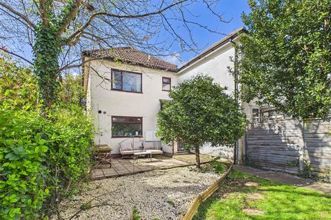 3 bedroom semi-detached house for sale, Peaceful Clevedon home near shops and schools