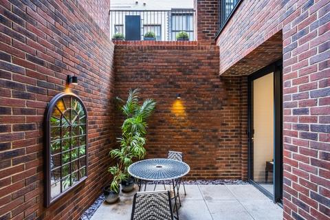 undefined, Tilney Court London EC1V