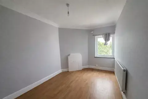 undefined, Uxbridge Road, Uxbridge UB10