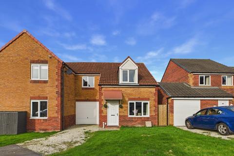 3 bedroom semi-detached house for sale, Masefield Avenue, Holmewood