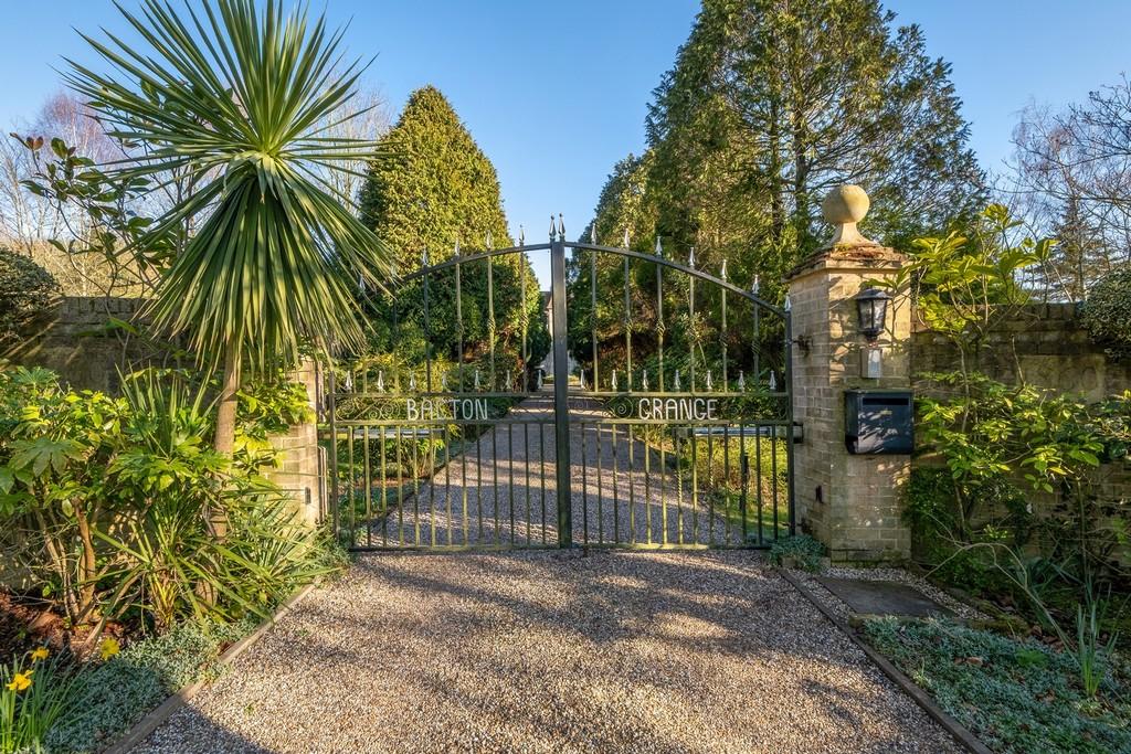 1440px Bacton Grange - 1