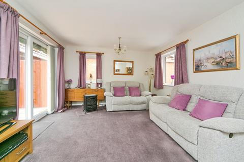 2 bedroom detached bungalow for sale, Erw Goch, Abergele, LL22