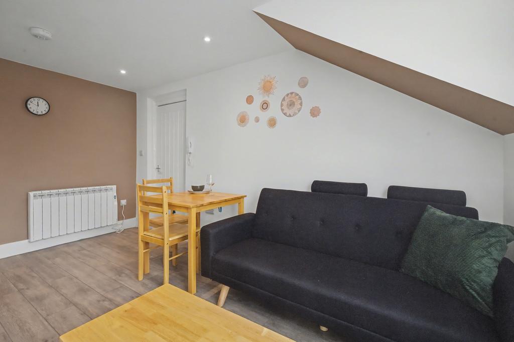 Flat 5 - Kitchen Dining Space Angle 2
