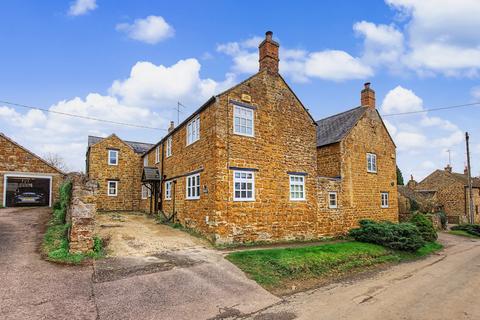 undefined, Wroxton Lane, Horley