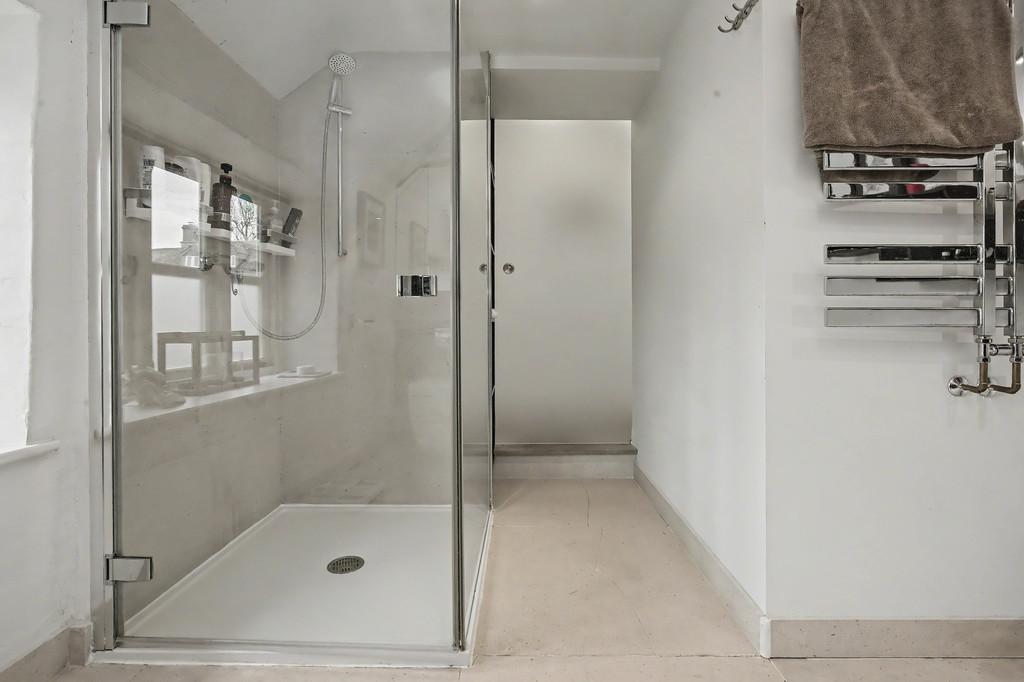 Bathroom - Angle 1