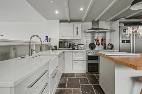 undefined, Wroxton Lane, Horley