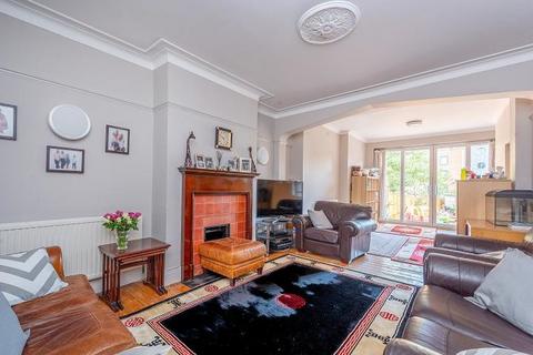 4 bedroom semi-detached house for sale, Brunswick Road, London, W5