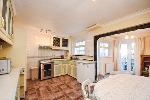 2 bedroom cottage for sale, Nunnery Street, Castle Hedingham, Halstead