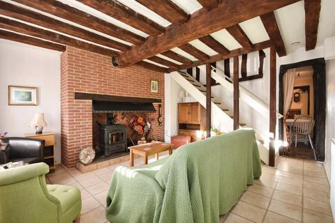 2 bedroom cottage for sale, Nunnery Street, Castle Hedingham, Halstead