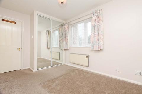 1 bedroom flat to rent, Granville Place, Pinner HA5