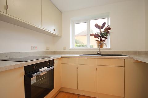 1 bedroom ground floor flat for sale, Roman Way, Billingshurst