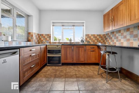 3 bedroom detached bungalow for sale, Manor Way, Whitchurch , Cardiff