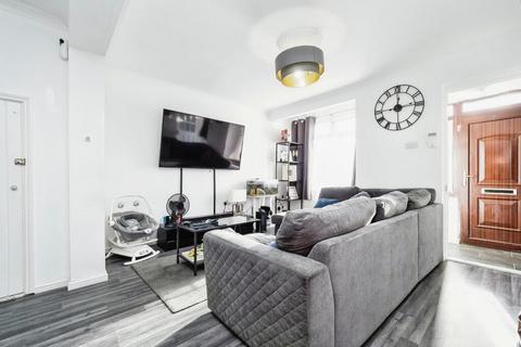 undefined, Beam Avenue, Dagenham, RM10