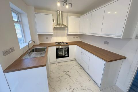 2 bedroom apartment to rent, Kestrels Croft, DERBY, DE24